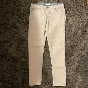 NWOT  Rare Blue Asphalt Light Wash Skinny Jeans